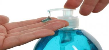 Mana nih yang Lebih Ampuh Hand Sanitizer Gel, Cair, ataukah Busa? 